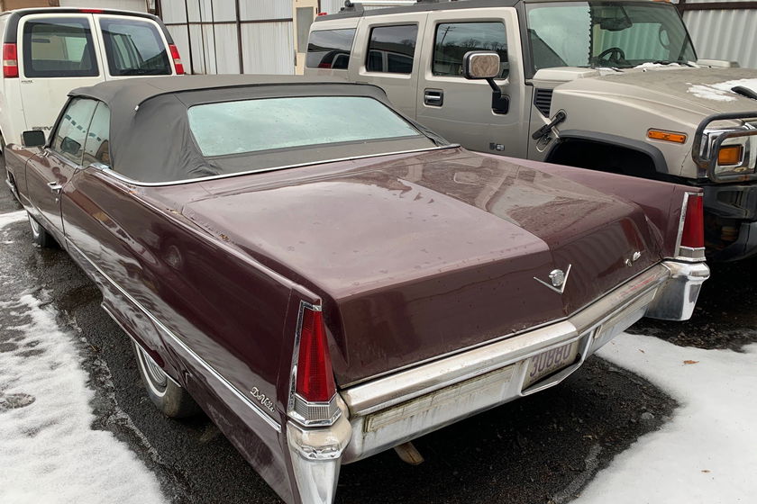 Cadillac De Ville convertible 69