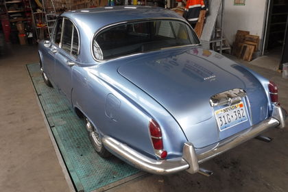 Jaguar 420  blue 