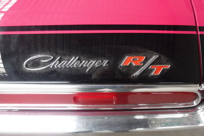 Dodge Challenger 