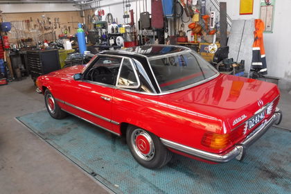 Mercedes 450SL 72 red 