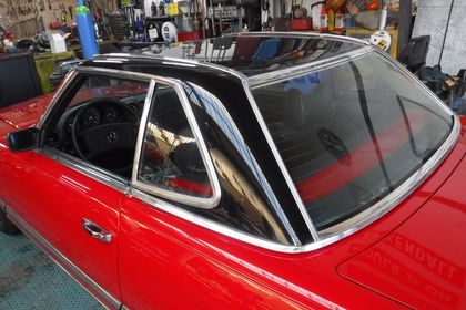 Mercedes 450SL 72 red 