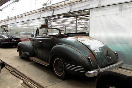 Packard 120 convertible blue 