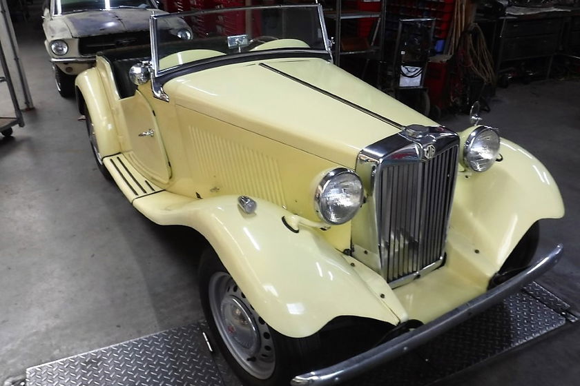 MG TD Yellow 14142