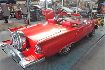 Ford Thunderbird 1957 no.4724 