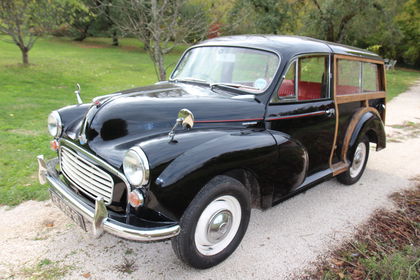 Morris Minor Traveller RHD 