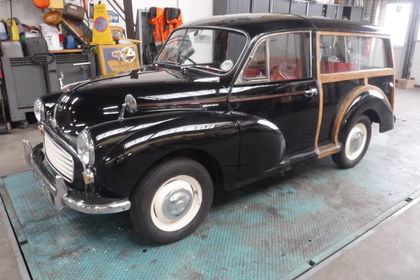 Morris Minor Traveller RHD 