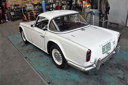 Triumph TR4A surrey  