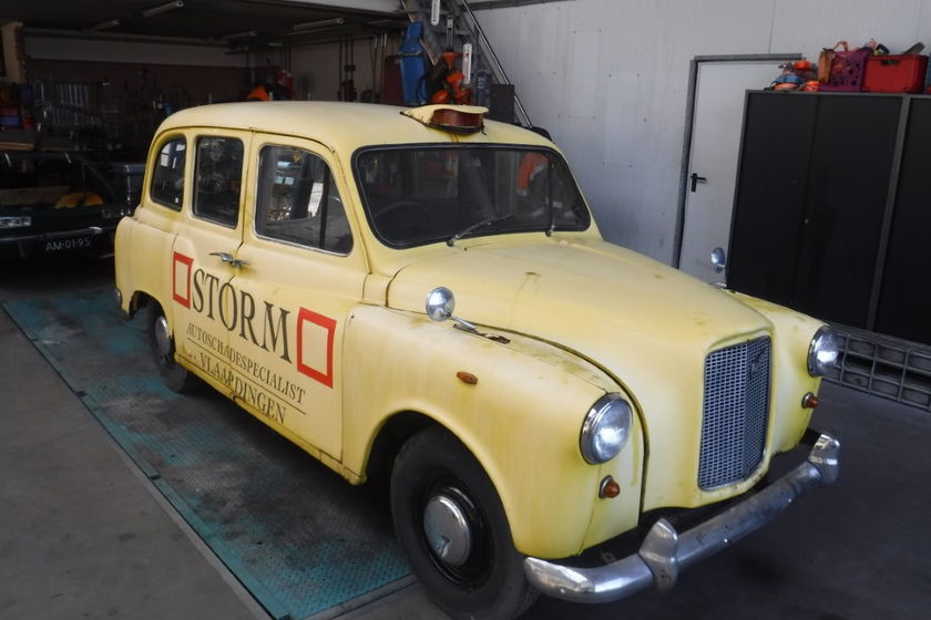 Austin FX4 Taxi  RHD