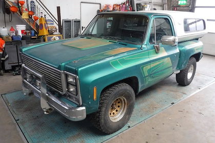 Chevrolet Stepside C10 350 Truck 