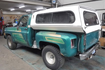 Chevrolet Stepside C10 350 Truck 