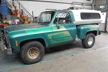 Chevrolet Stepside C10 350 Truck 