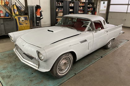 Ford Thunderbird to restore 4724 