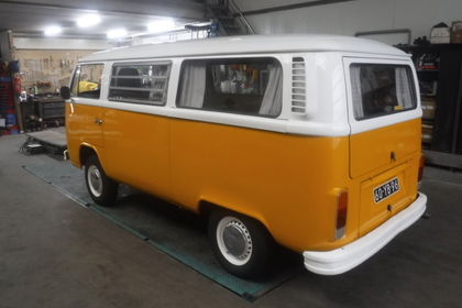 Volkswagen T2 Bus 