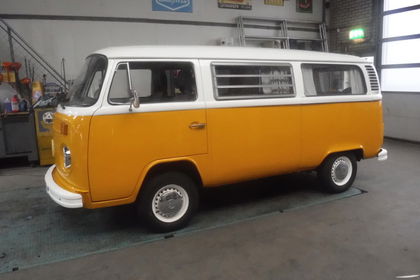 Volkswagen T2 Bus 