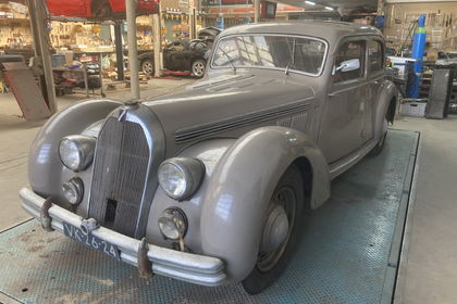 Talbot T26 Saloon (RHD)  