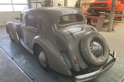 Talbot T26 Saloon (RHD)  