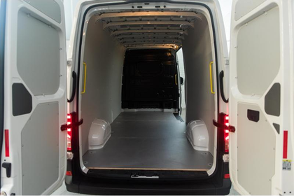 Volkswagen Crafter L3H3 DSG 177 PK